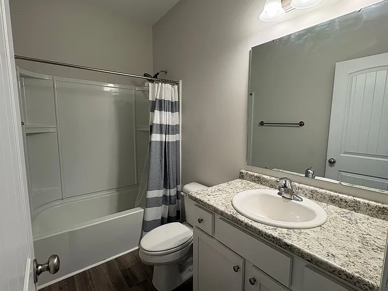 1110 Marne Blvd — Photo 10