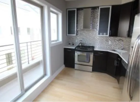 412 N Front St — Photo 9