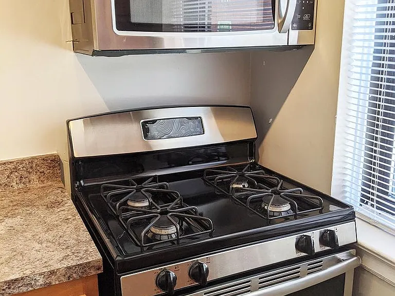 3654 Middleton Ave — Photo 40