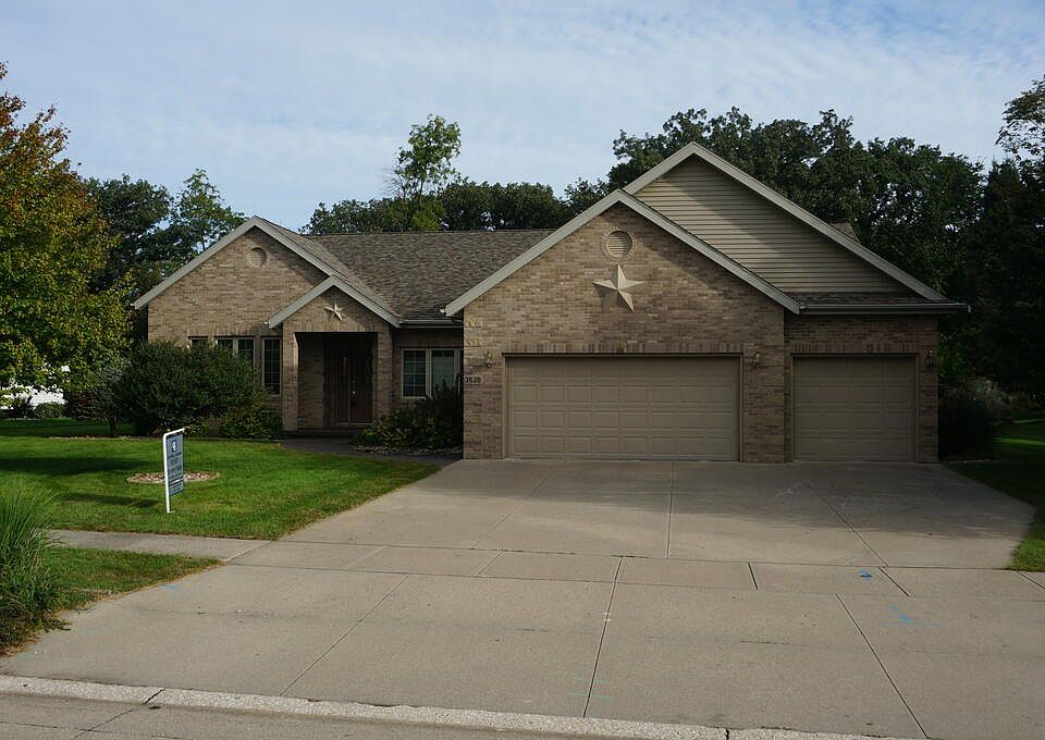 1st image of 2620 29th Ave N