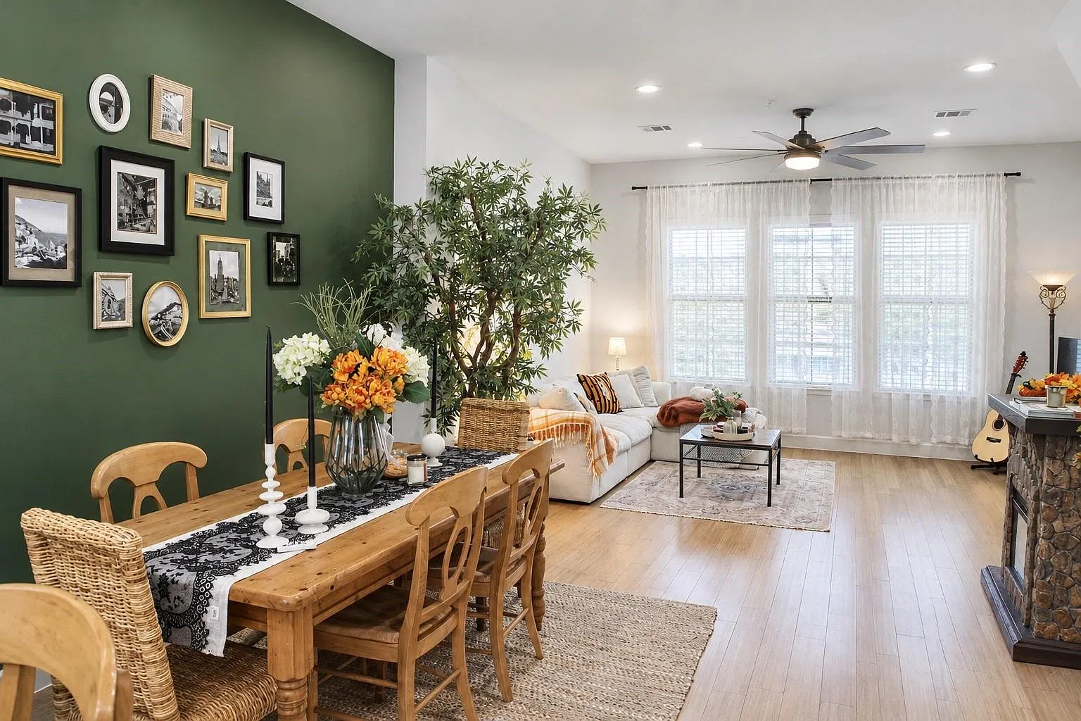 2 bed, 2.5 bath, 1424 sqft, $2,700 — Photo 1