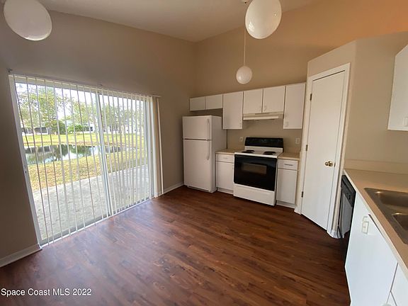 5th image of 1812 Cape Palos Dr