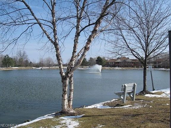 Peaceful lake to enjoy