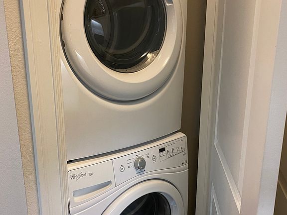 2nd image of 408 Bendwood Dr #4481