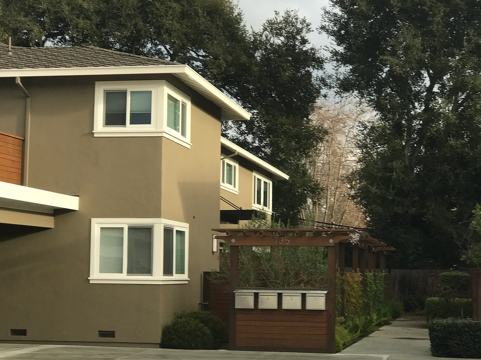 2 bed, 1200 sqft, $4,700 — Photo 3