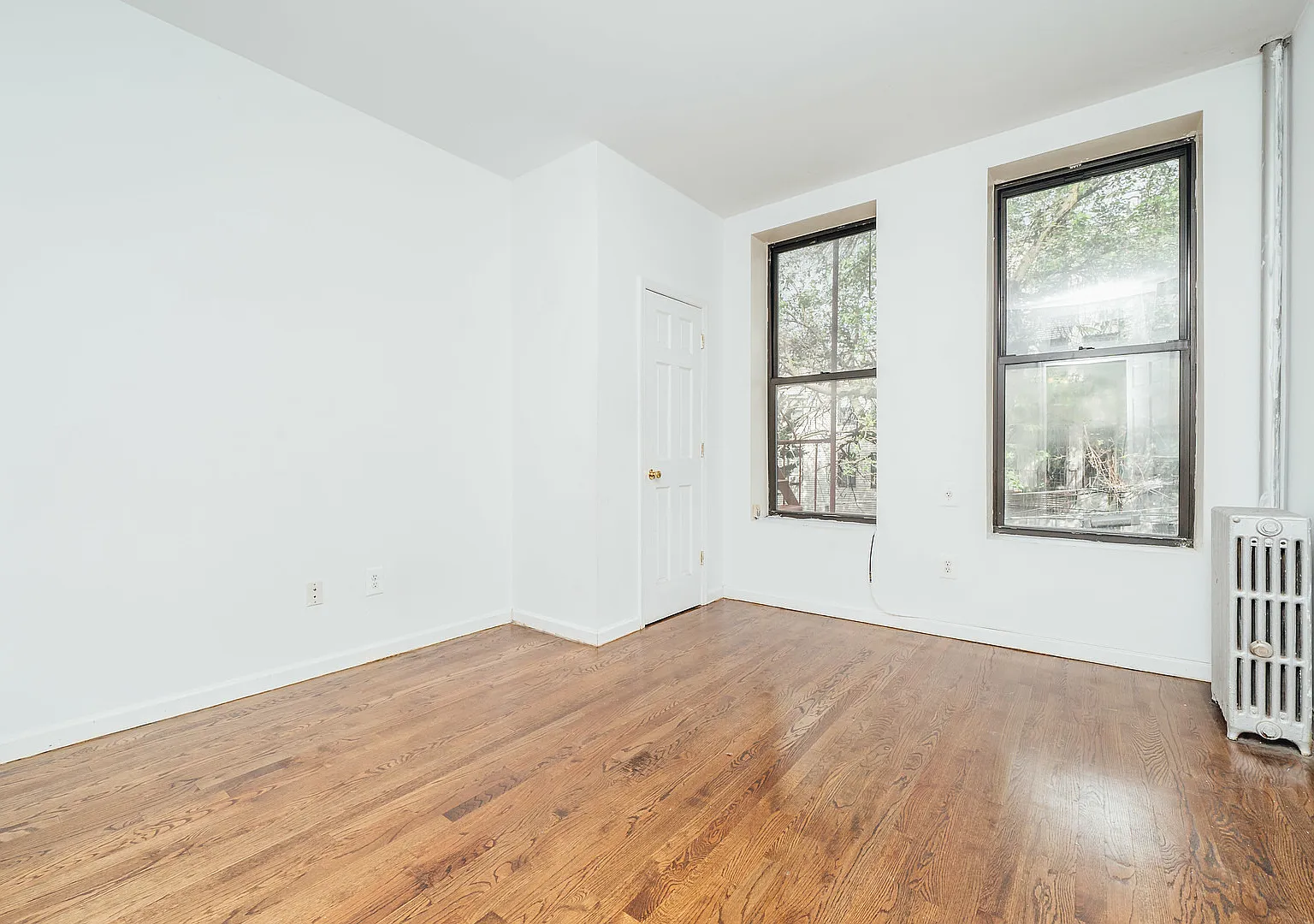 293 Troutman Street — Photo 4