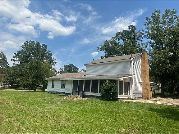 3rd image of 9654 Darrell Ave