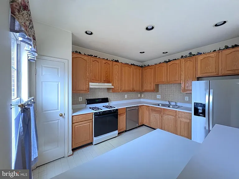 13205 Fox Ripple Ln — Photo 5