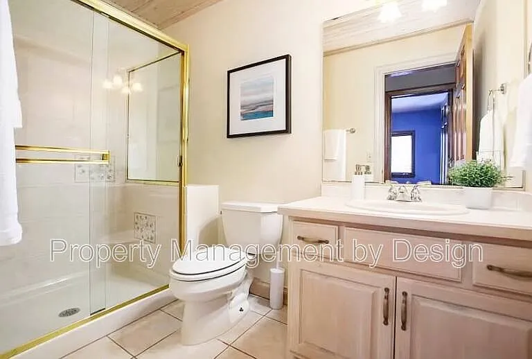 921 Vineland Ct — Photo 26