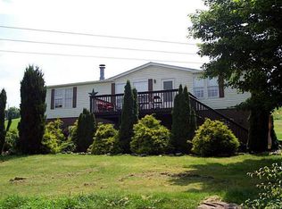 213 Bauer Ln, Scottdale, PA 15683