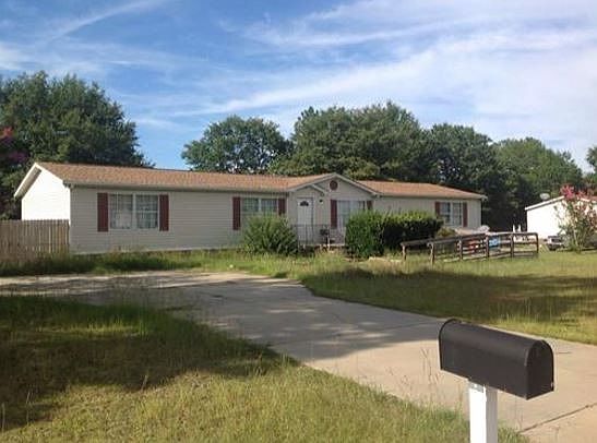 2nd image of 6016 Twiggs Ct