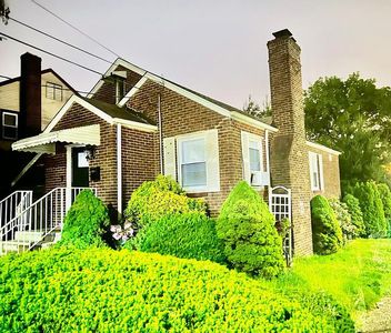 422 McKinley St, Fairview, NJ, 07022