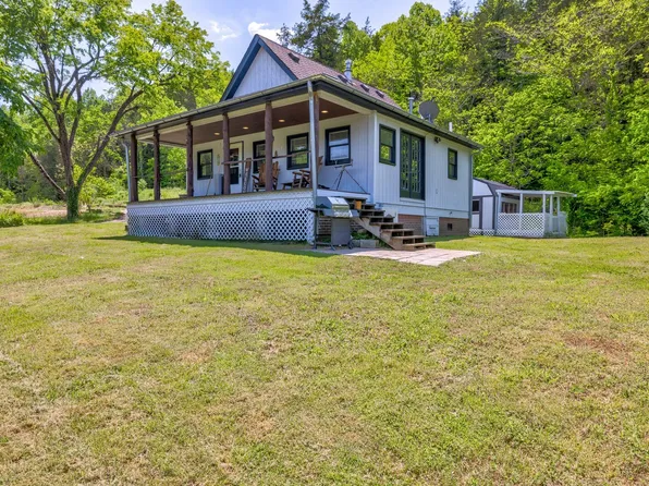 150 Farwell Rd, Dowelltown, TN 37059