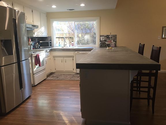4th image of 228 El Cajon Ave