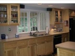 1 Lantern Ln, Exeter, NH 03833