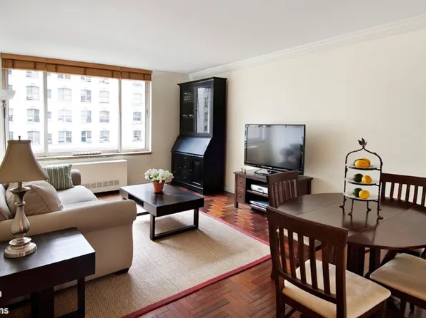 2373 Broadway image 1 of 9