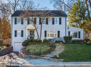 5604 Pioneer Ln, Bethesda, MD 20816