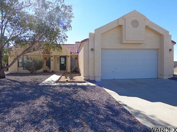 1st image of 10 Palm Gardens Dr