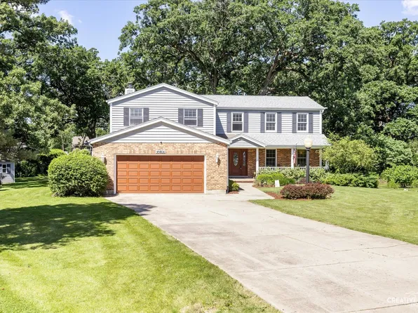 9N806 Tipi Ln, Elgin, IL 60124
