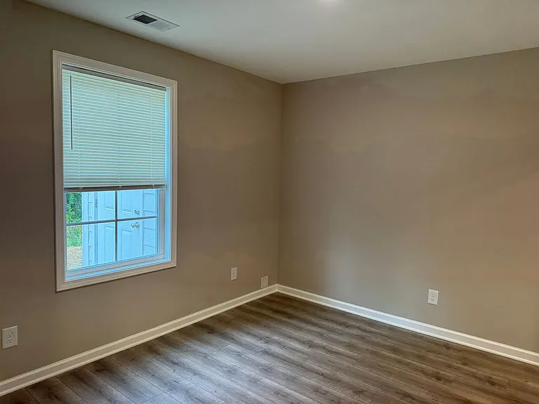 213 Mountaindale Dr — Photo 9
