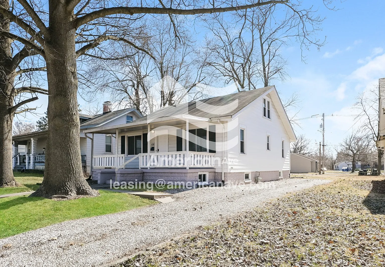 4 bed, 1.5 bath, 1560 sqft, $1,650 — Photo 2