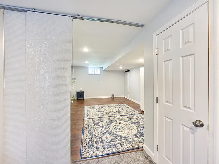 68 George Thomas Dr #B — Photo 16