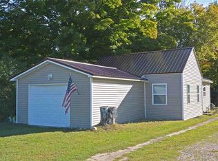 947 Bailey St, Benzonia, MI 49616