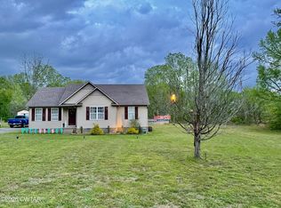 365 Revell Rd, Dyersburg, TN 38024