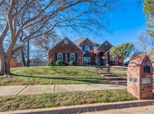 809 Fox Tail Dr, Edmond, OK 73034