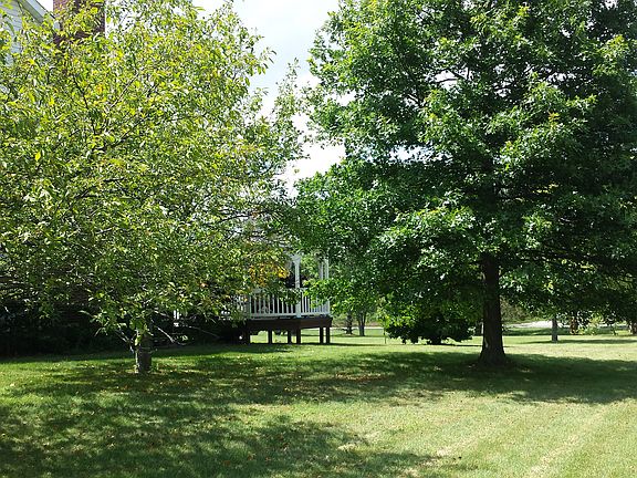 5th image of 4560 Millwater Dr