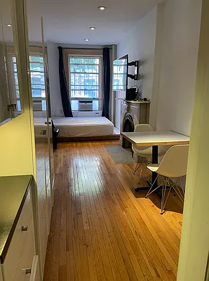 Rented by Loftey Group LLC | media 6