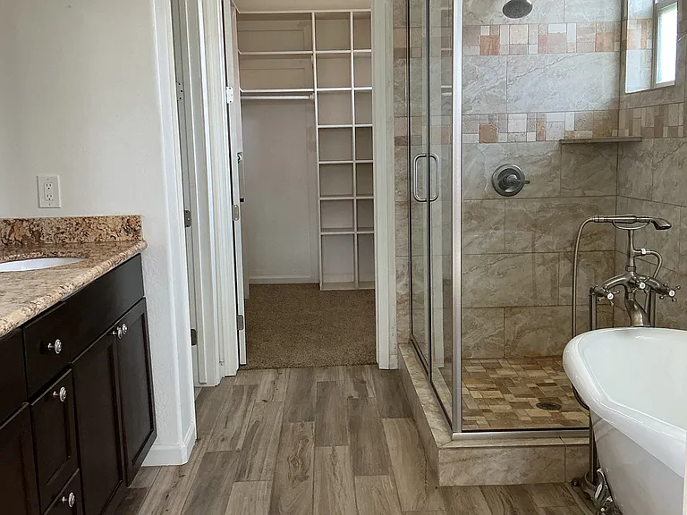 674 Brookline Loop — Photo 9
