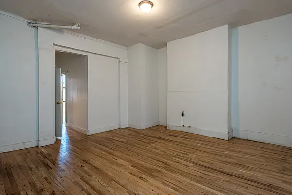 Rented by Nooklyn NYC LLC | media 11