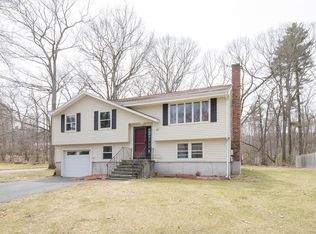 47 Westwood St, Burlington, MA 01803