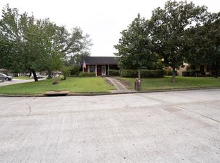 9934 El Chaco St, Baytown, TX 77521