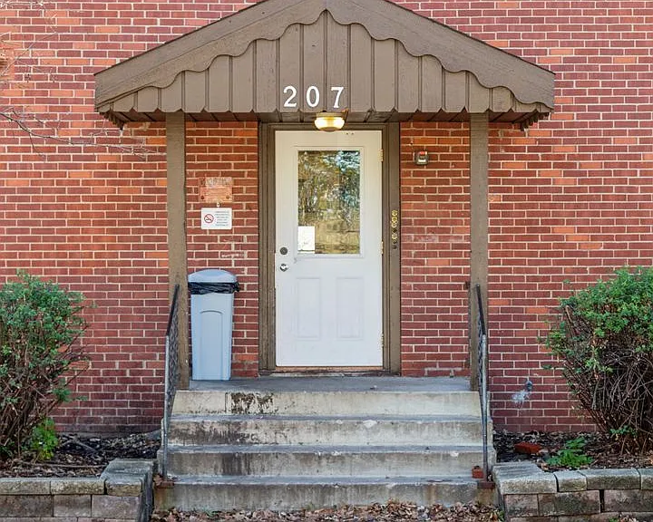 207 Maple Street — Photo 12