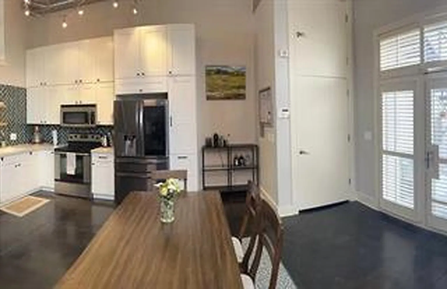 1 bed, 1326 sqft, $1,875 — Photo 4