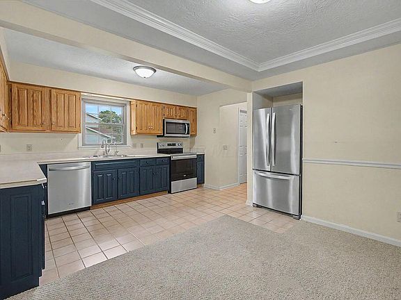 4th image of 134 Columbus Rd