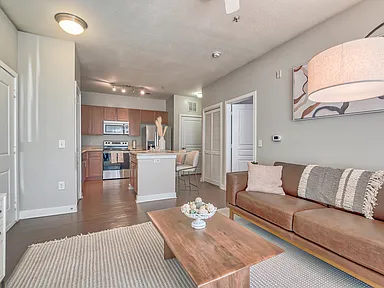 River Oaks Apartments