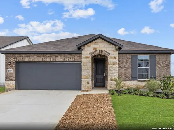 2039 Newforest Peak, New Braunfels, TX 78130