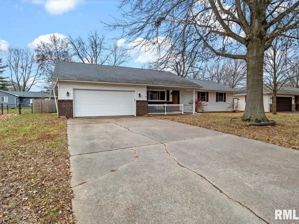 115 Cottonwood Dr, Chatham, IL 62629