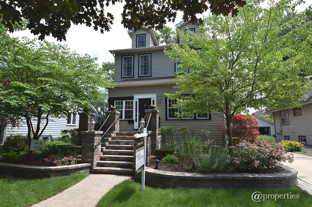 637 S Swain Ave photo 1
