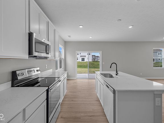 5th image of 4152 Dutton Dr