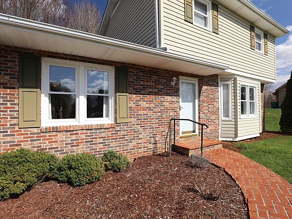2nd image of 16337 Southwood Dr