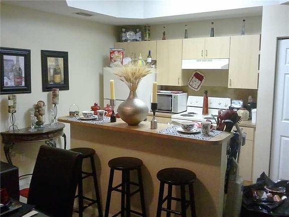 4th image of 4934 Windward Way