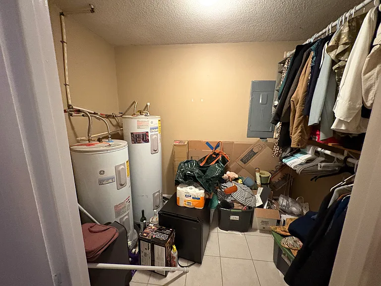1001 Crawford Cir — Photo 21