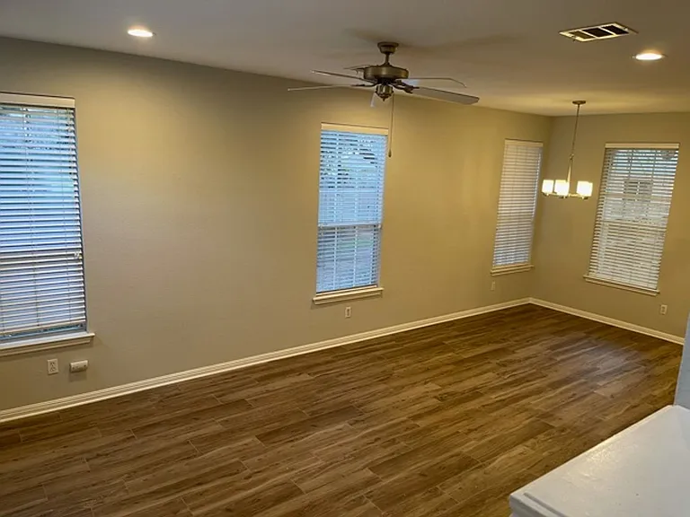 8518 Cahill Dr #35 — Photo 7