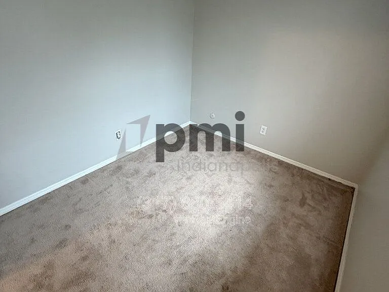 6460 Park Central Way — Photo 27