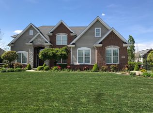2130 Huron Ct, Perrysburg, OH