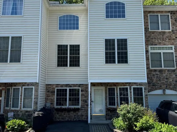 14 Guilford Ct, North East, MD 21901